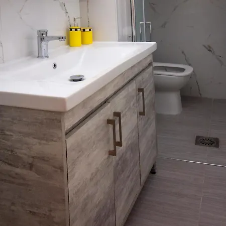 Charming In Halepa! Apartment